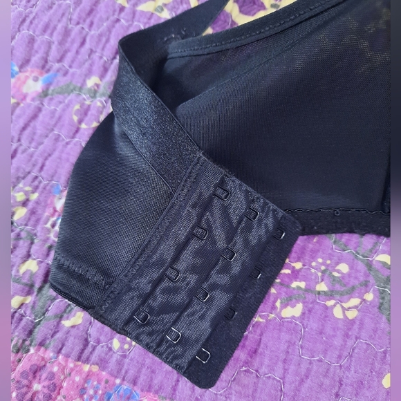 Deesse Black T-Shirt Bra 42G - Picture 6 of 11